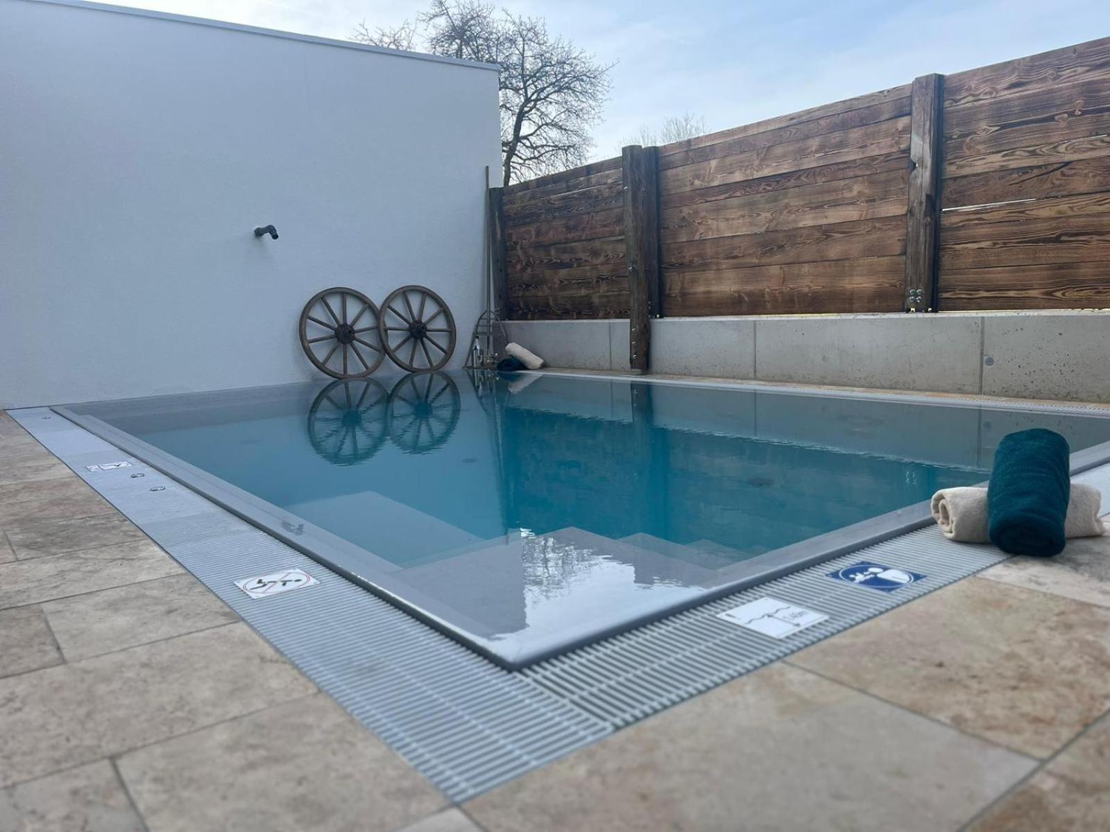 Arnfels Residences Am Tor Zur Suedsteirischen Weinstrasse エクステリア 写真